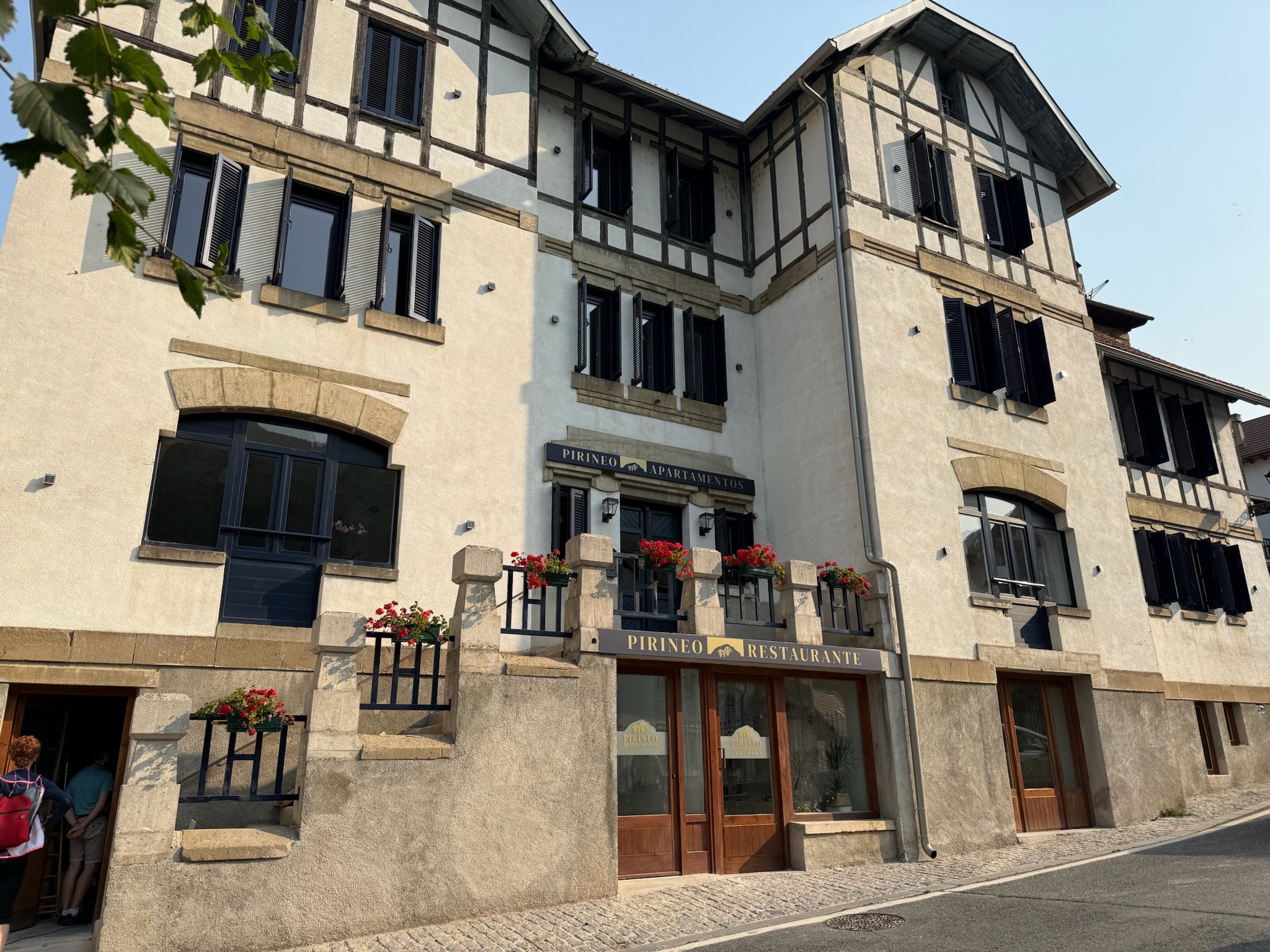 01 Fachada Pirineo - Raquel Marco Landa