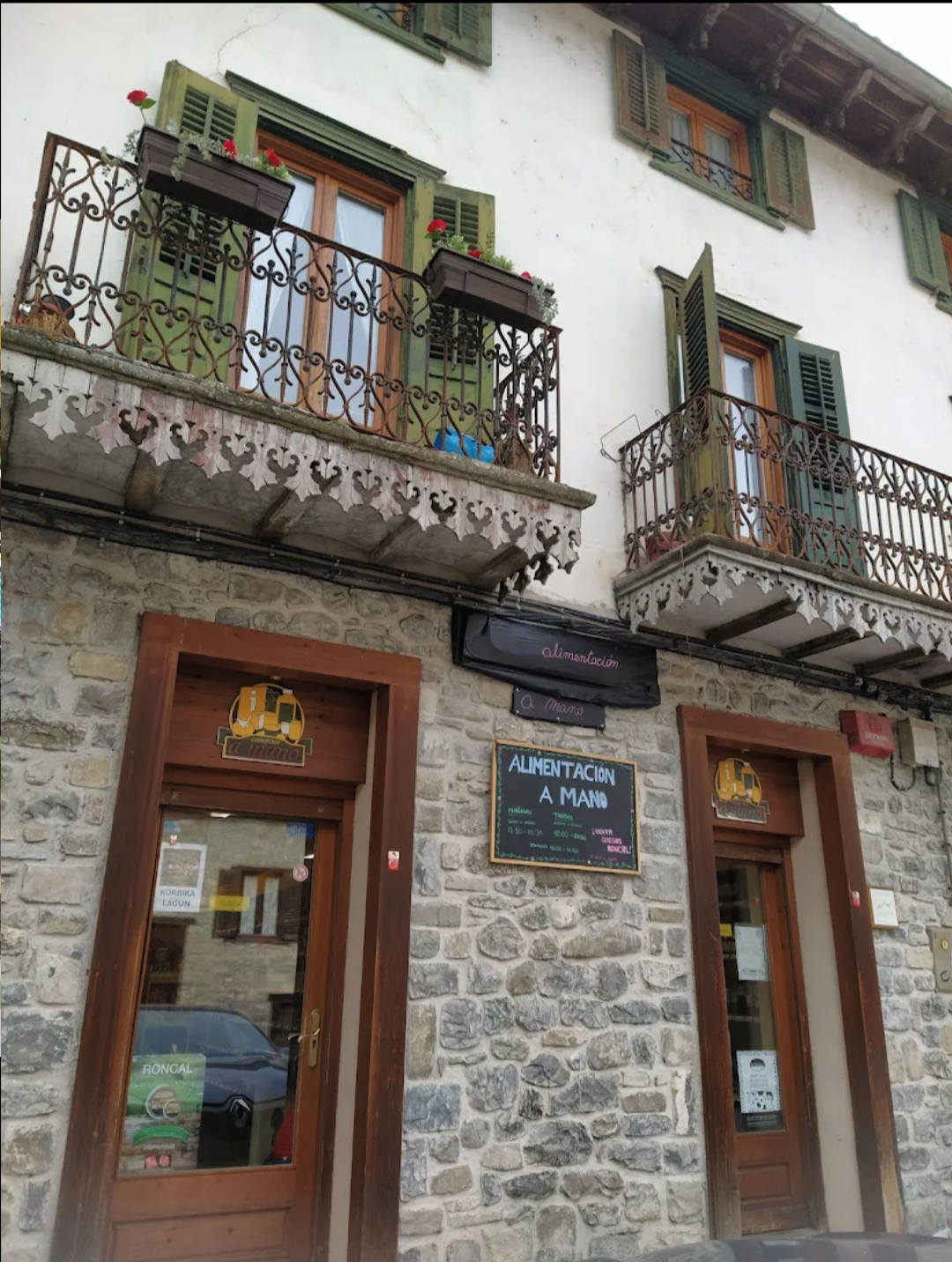 Screenshot_20251106-005548 - Alimentación A mano Roncal